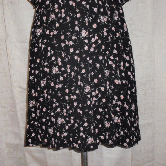Torrid ditzy floral crinkle cut gauze puff sleeve peasant dress size 2X - Picture 7 of 15